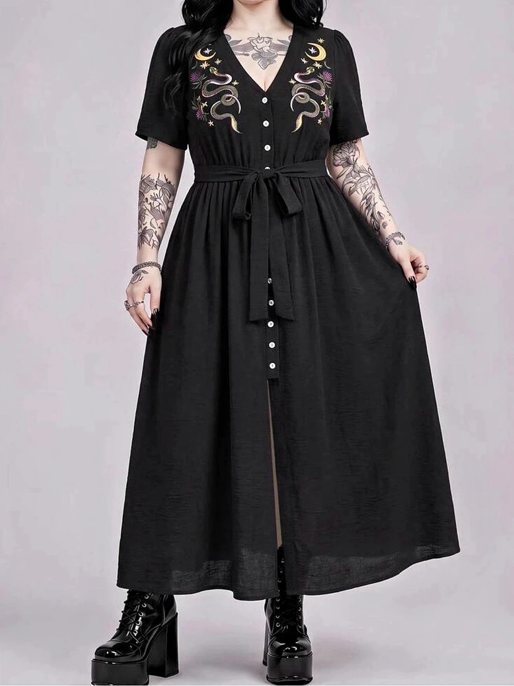 NWT Embroidered Snake Detail Button Down Maxi Dress (Black)